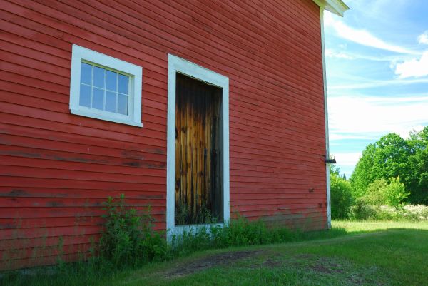Wood Barn Siding Installation in San Francisco